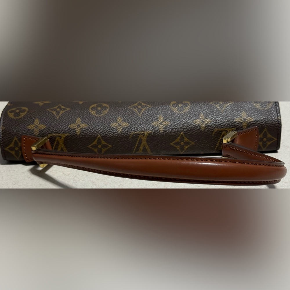 LOUIS VUITTON Vintage Monogram Concorde Hand Bag - Picture 6 of 16